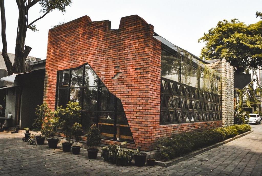 Oyo 1805 Fatmawati Mansion Syariah Hotel จาการ์ตา ภายนอก รูปภาพ