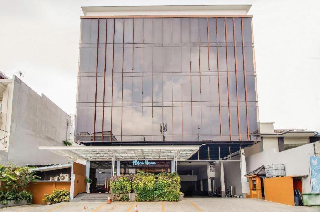 Oyo 1805 Fatmawati Mansion Syariah Hotel จาการ์ตา ภายนอก รูปภาพ
