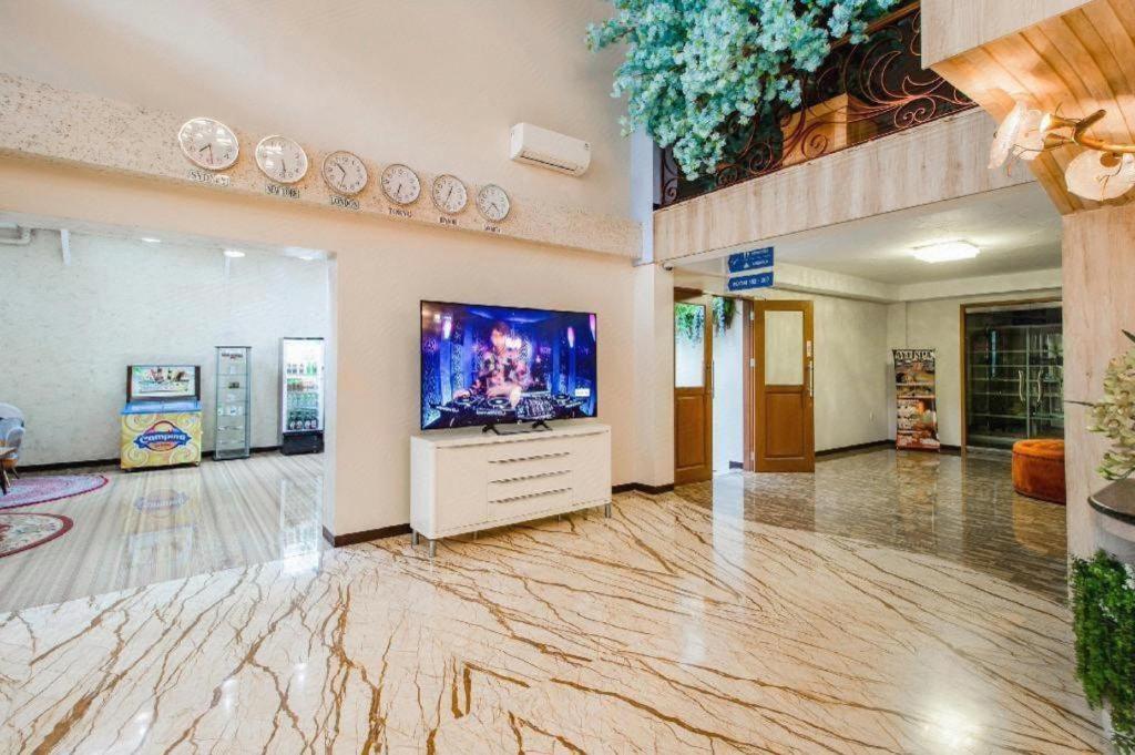 Oyo 1805 Fatmawati Mansion Syariah Hotel จาการ์ตา ภายนอก รูปภาพ
